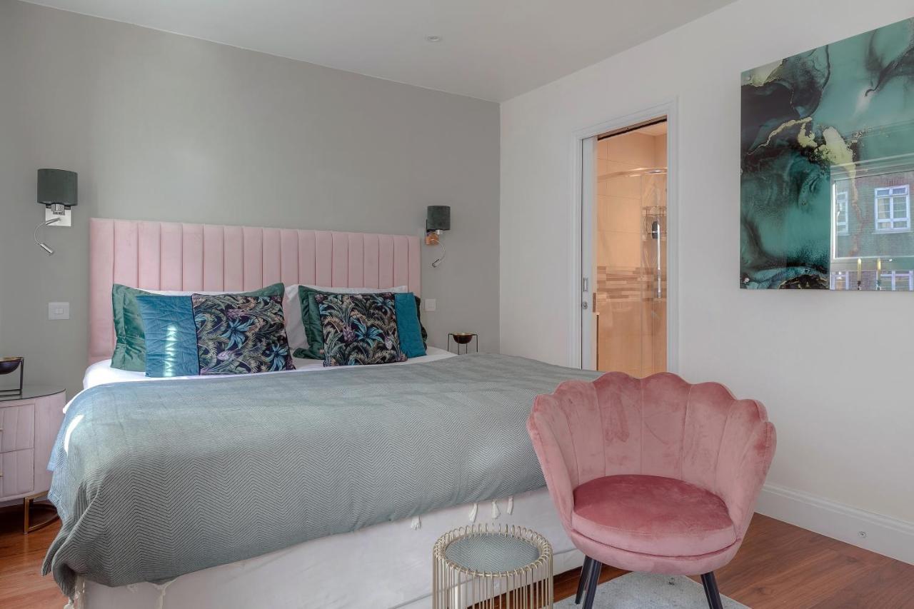 Notting Hill & Hyde Park Exclusive West-End Serene Designer Family Home 5Bed4Bath Лондон Экстерьер фото